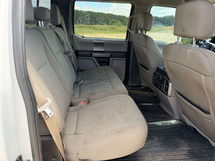 2019-ford-f150-xlt-image-16