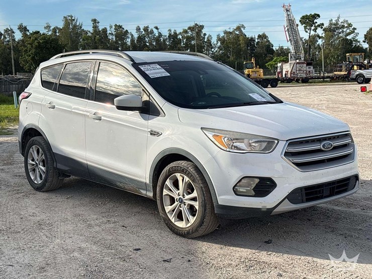 2018-ford-escape-image-2