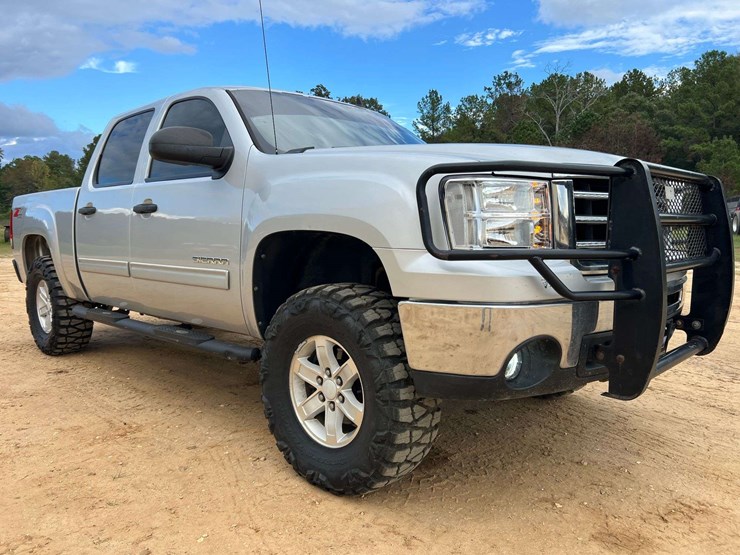 2012-gmc-sierra-1500-sle-image-4