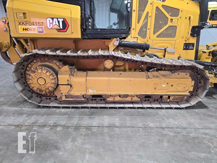 2023-caterpillar-d1-image-31