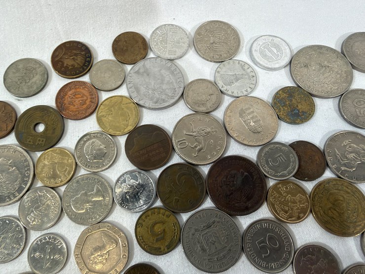 #40149-•-bag-of-foreign-coins-image-18