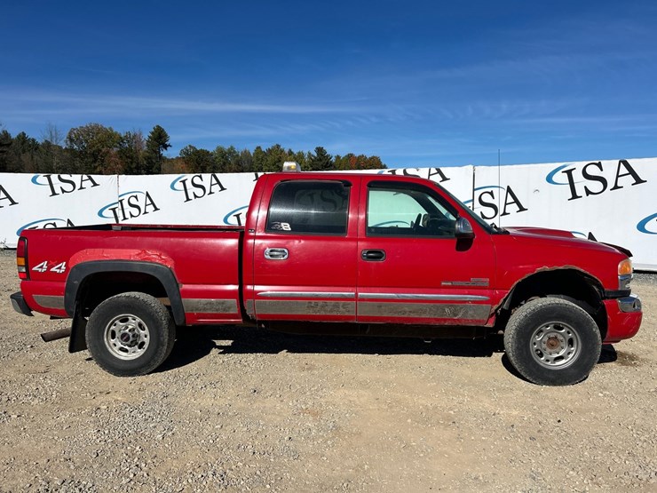 2004-gmc-2500hd-image-6