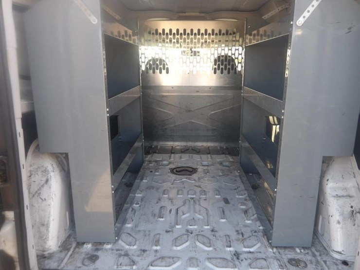 2016-ram-promaster-city-image-11