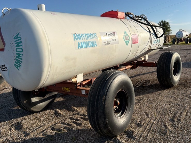 11-14-1450-gallon-nh3-tank,-16.5l---16.1-tires-image-9