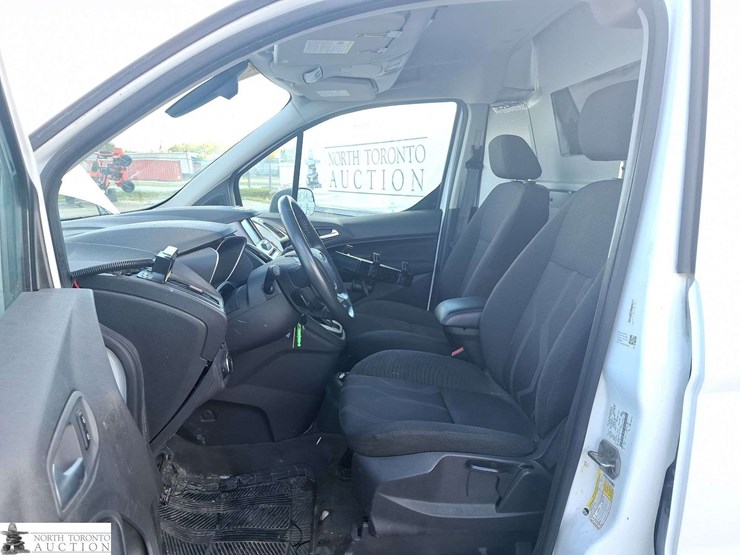 2015-ford-transit-connect-image-10