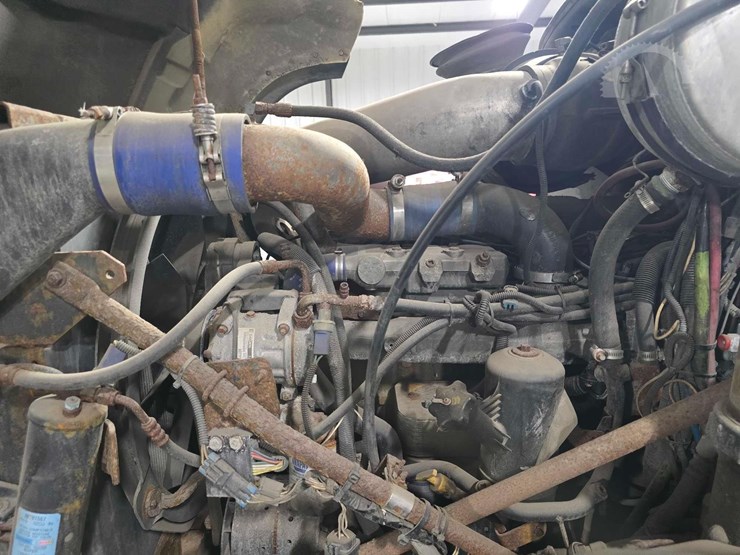 2005-mack-granite-cv713-image-19