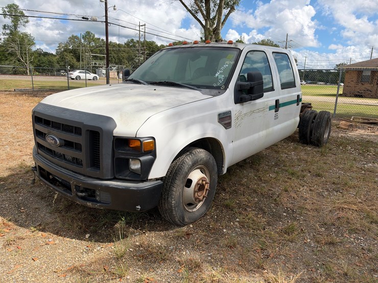 2007-ford-f350-image-1