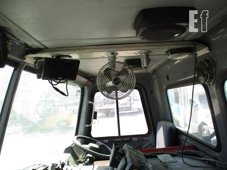 2004-autocar-xpeditor-image-9