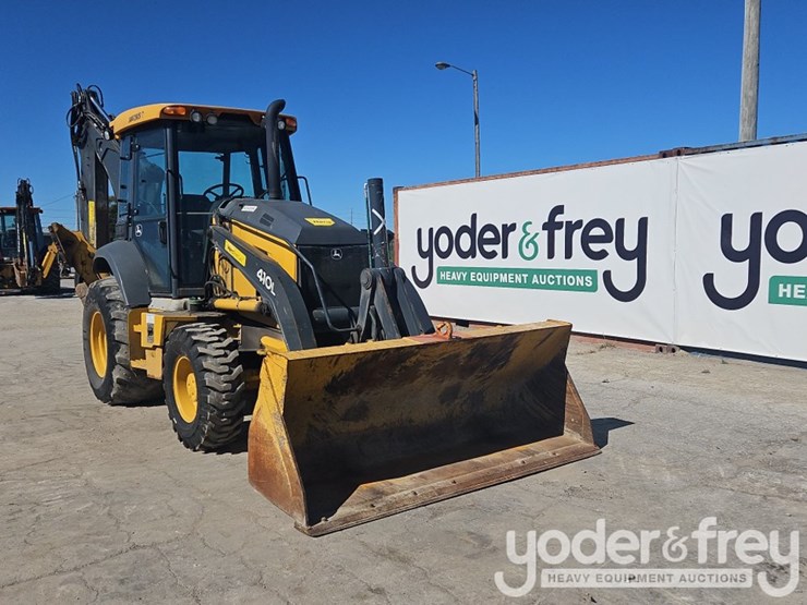 2018-deere-410l-image-8