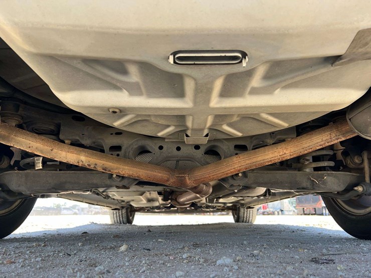 2016-ford-taurus-4-door-sedan-(101,832-miles)-image-22