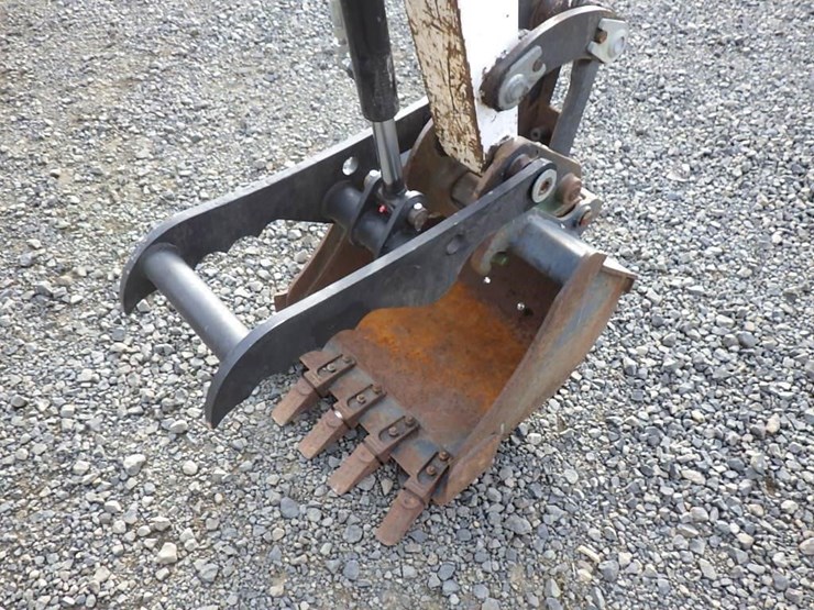 2019-bobcat-e32i-image-29