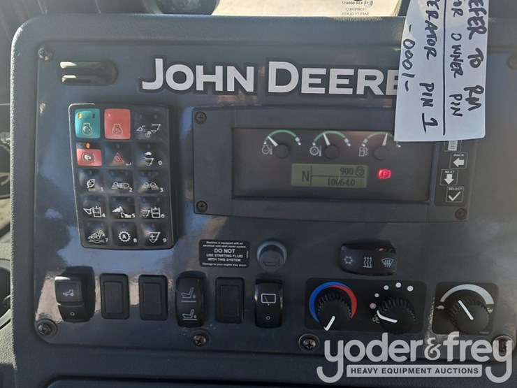 2018-deere-410l-image-39