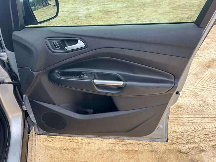 2019-ford-escape-image-20