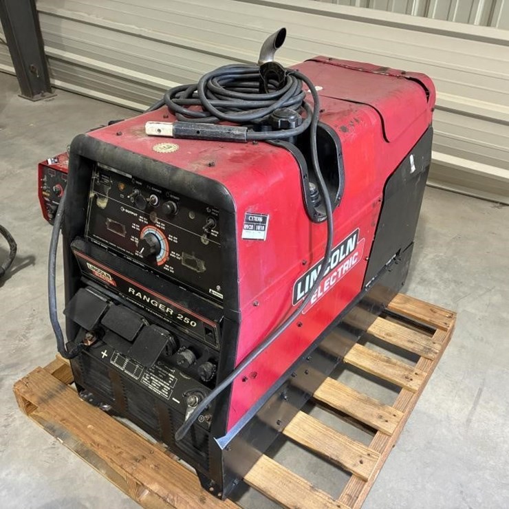 LINCOLN ELECTRIC RANGER 250