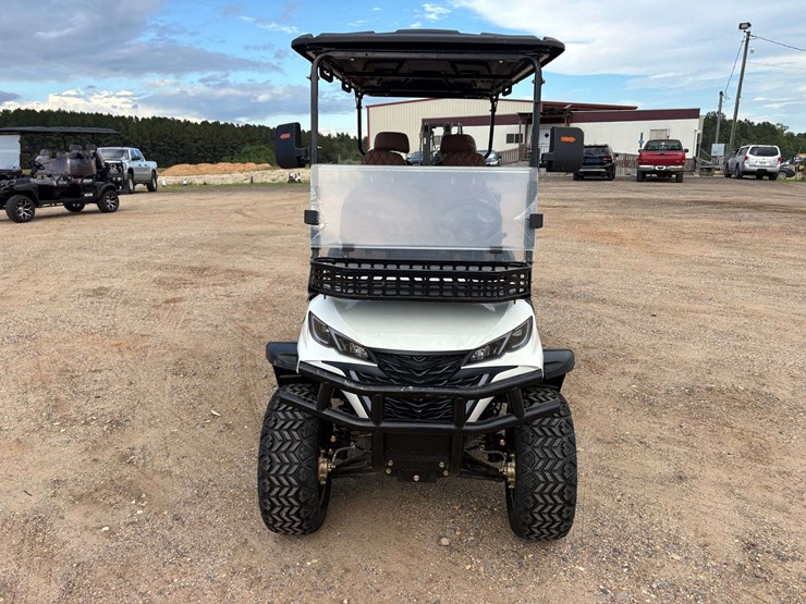 2026-sd-lanch-street-legal-6-seater-golf-cart-w/-on-board-charger-image-5