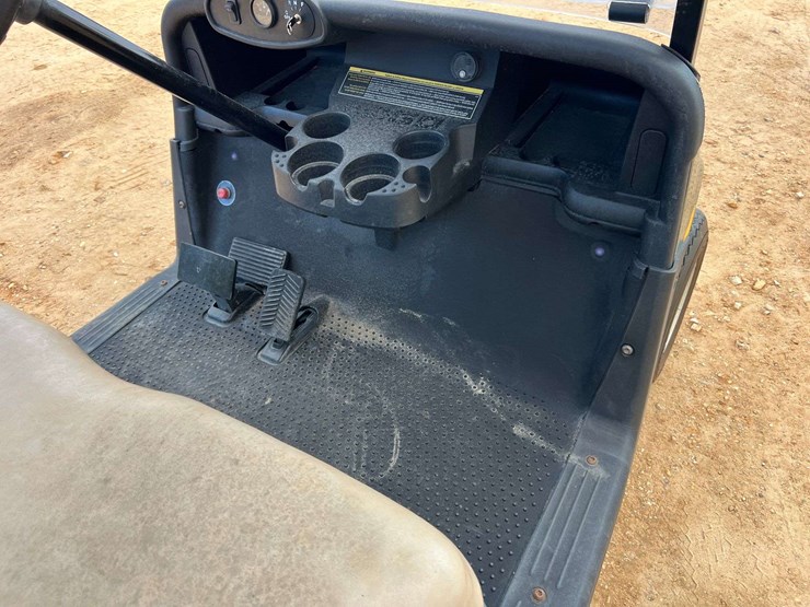 e-z-go-freedom-rxv-48v-electric-golf-cart-image-16
