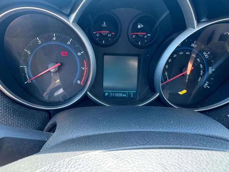 2012-chevrolet-cruz-4-door-sedan-(111,038-miles)-image-26