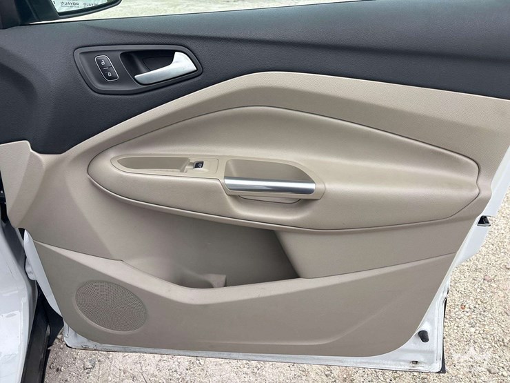 2017-ford-escape-image-21