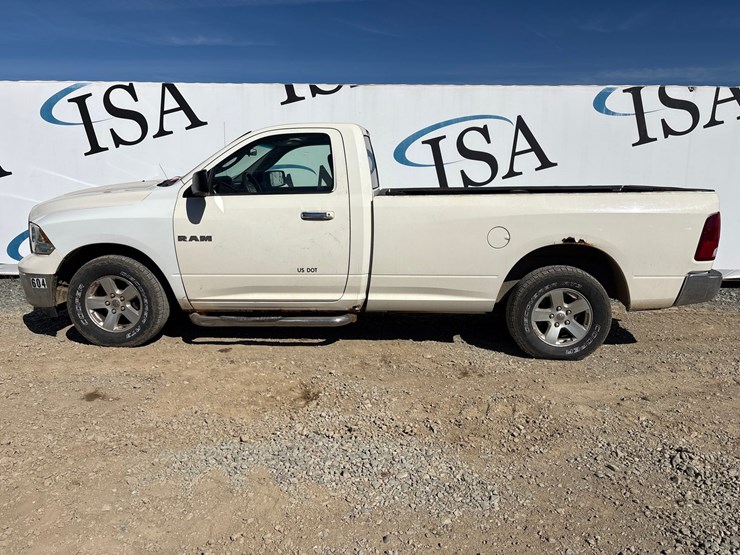 2009-dodge-1500-image-2