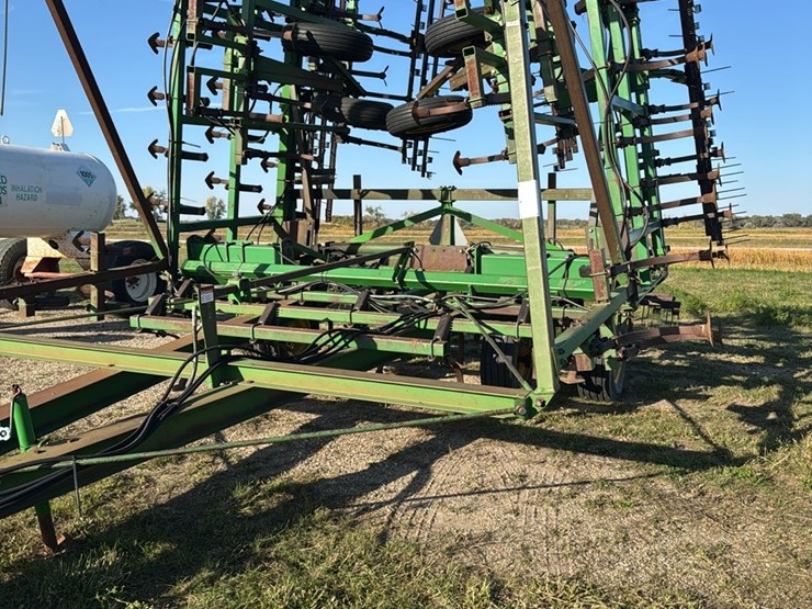 john-deere-1060-image-1