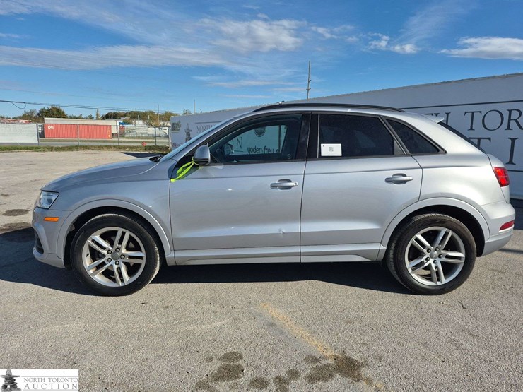2016-audi-q3-image-8