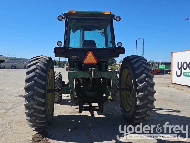 1991-john-deere-4555-image-5