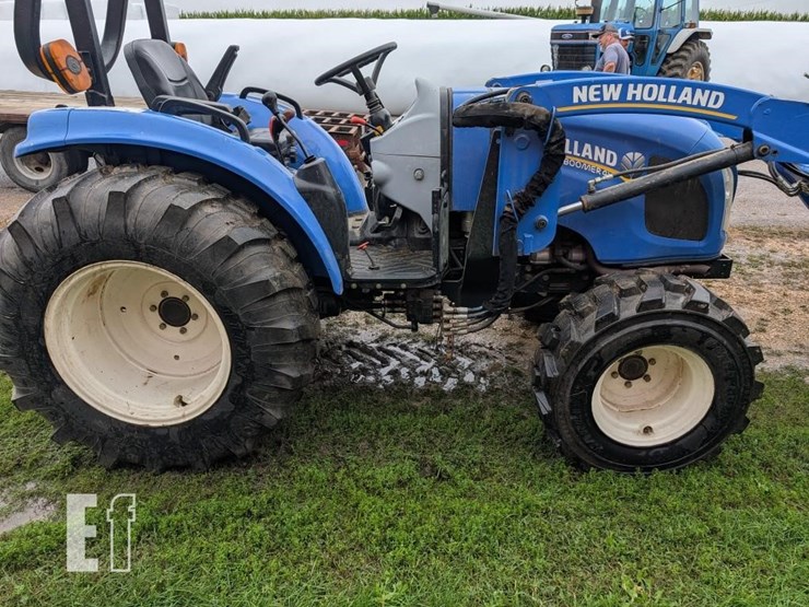 new-holland-boomer-41-image-6