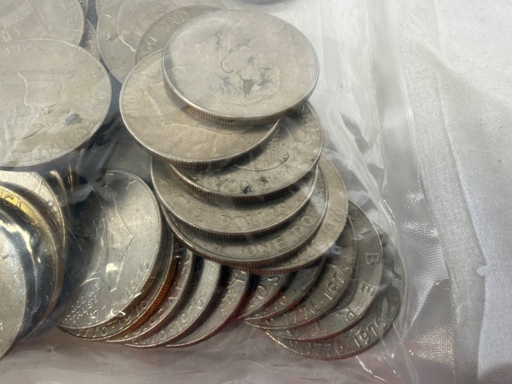 #40134-•-(50)-1776-1976-bicentennial-dollar-coins-image-14