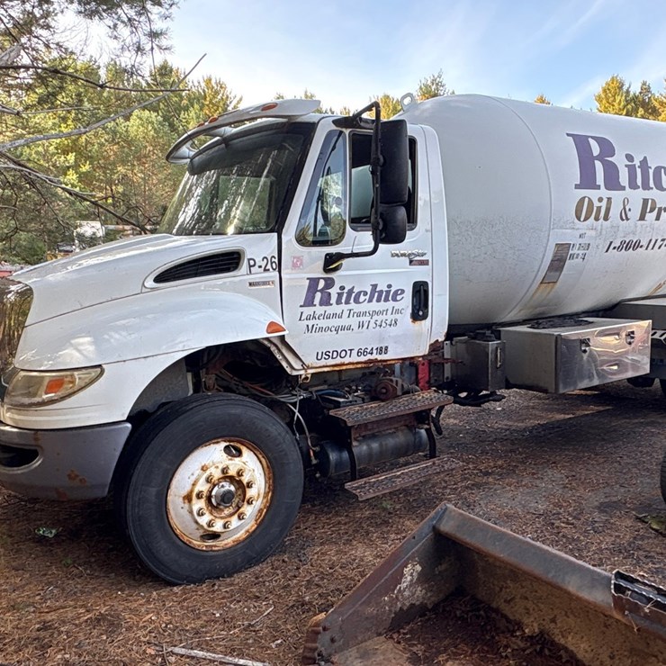 2011 INTERNATIONAL 4400 SBA