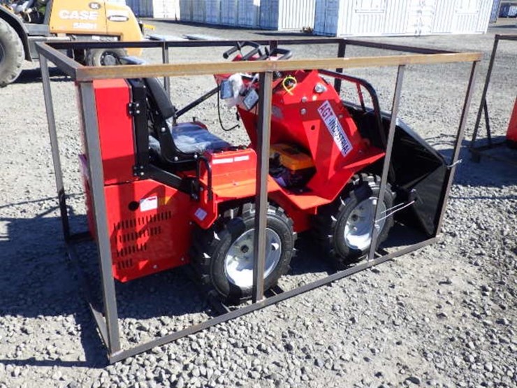 2026-agt-sda-140w-skid-steer-loader-image-3