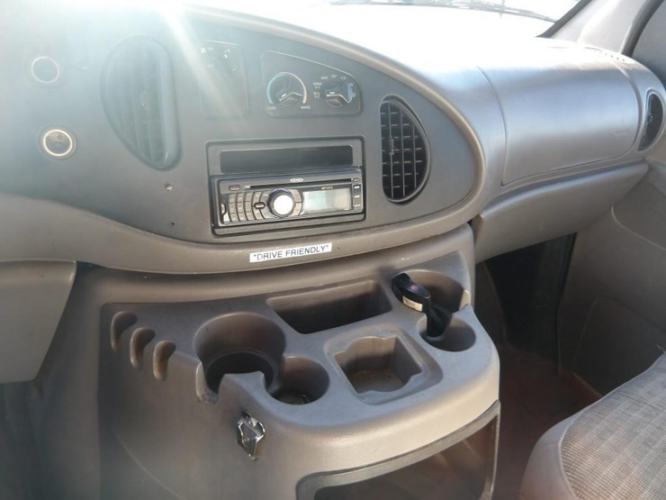 2002-ford-e350-image-20
