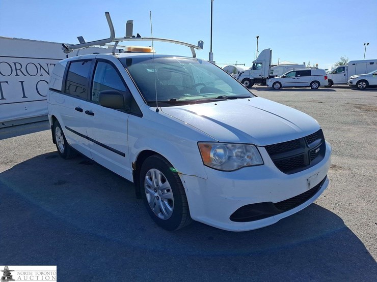 2014-ram-c/v-tradesman-image-3