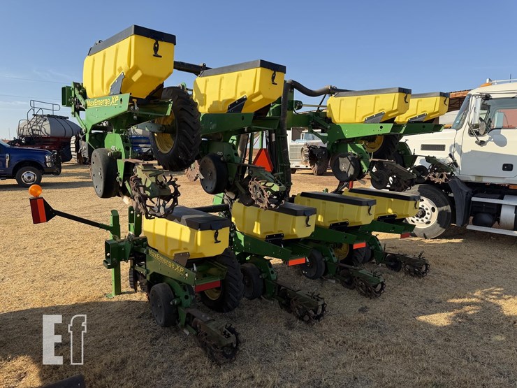 john-deere-1720-image-4