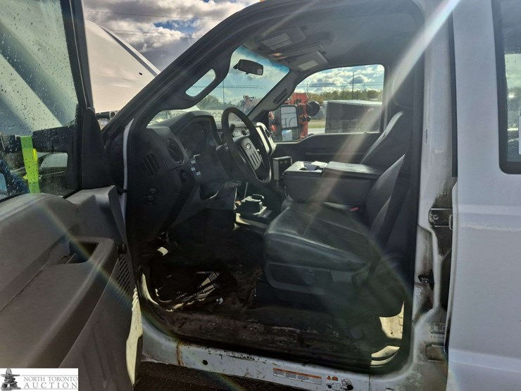 2014-ford-f450-image-10