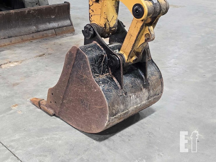 2021-caterpillar-306cr-image-12