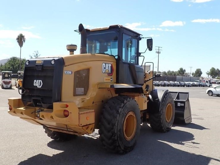 2023-caterpillar-930m-image-3