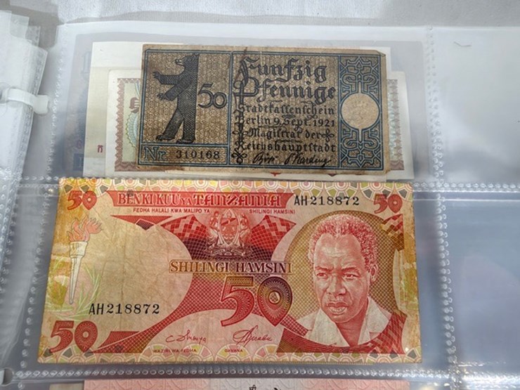 #40311-•-foreign-currency-bank-notes-image-152