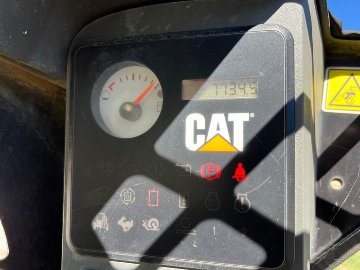 2013-caterpillar-289c2-image-20