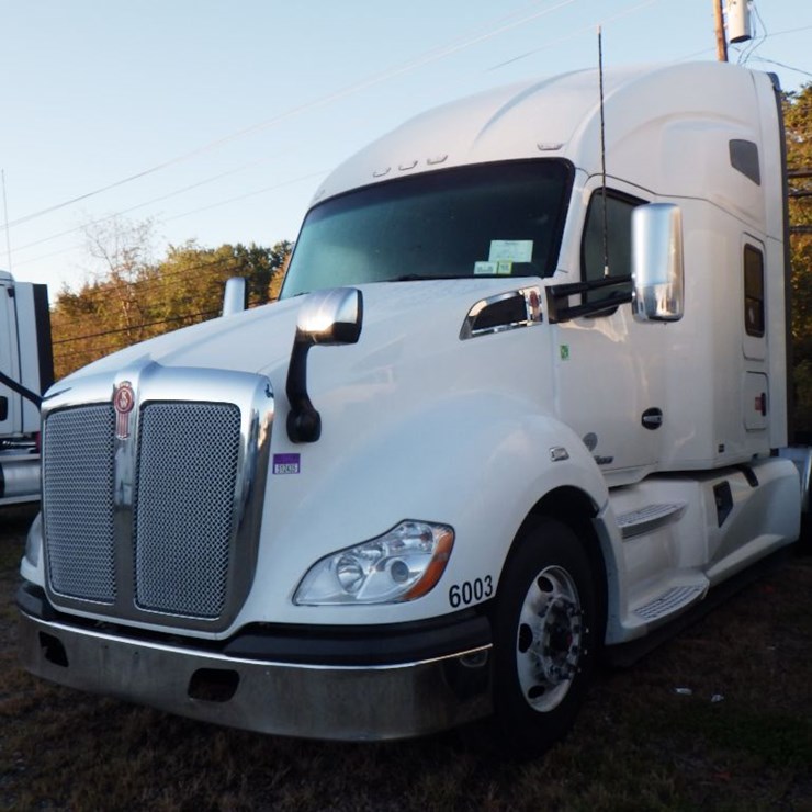 2022 KENWORTH T680