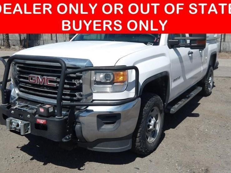 2015-gmc-2500-image-1