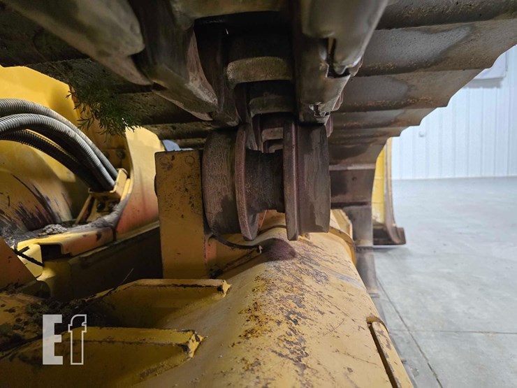 2021-caterpillar-d4-lgp-image-37