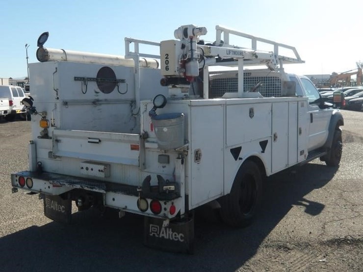 2015-ford-f450-xlt-image-3