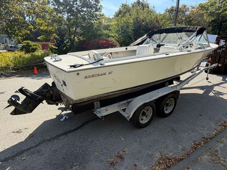 bertram-20-moppie-powerboat-w/trailer-"island-girl"-image-3