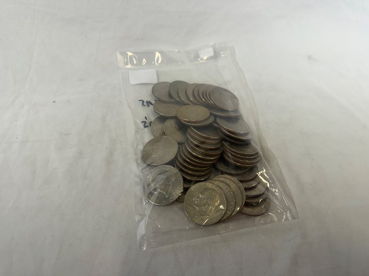 #40148-•-(50)-1970s-bicentennial-dollar-coins-image-12