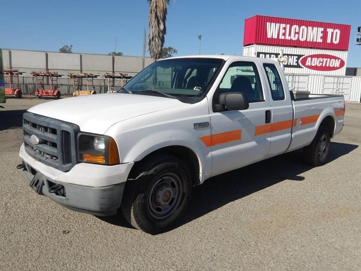 2006-ford-f250-image-1