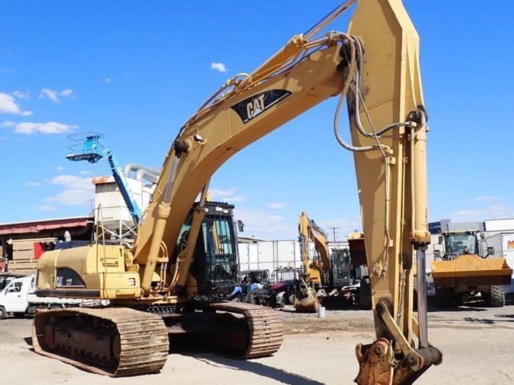 caterpillar-330c-image-2