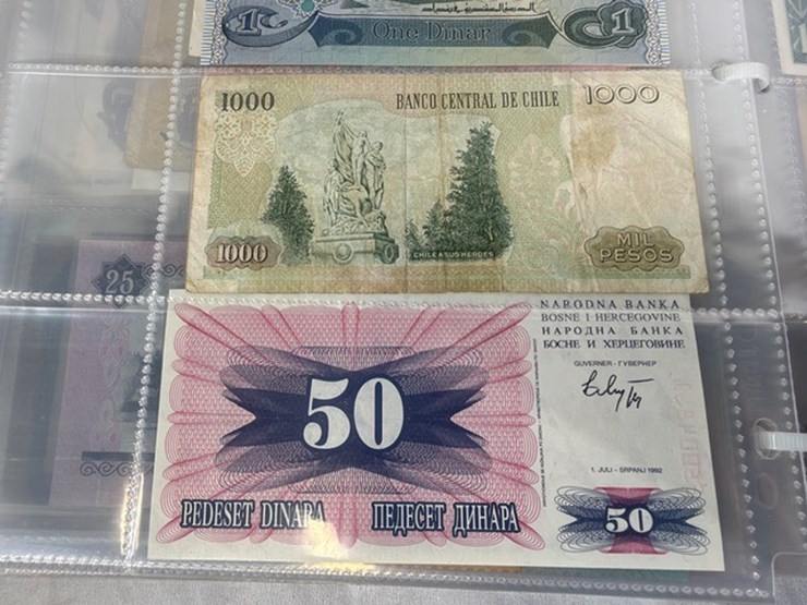 #40309-•-foreign-currency-bank-notes-image-119