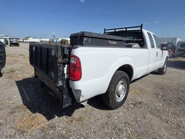2015-ford-f250-image-3