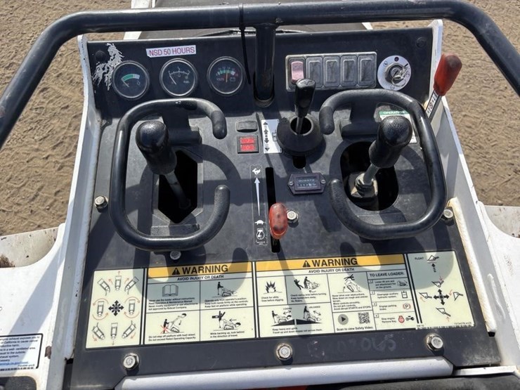 2019-bobcat-mt85-image-25