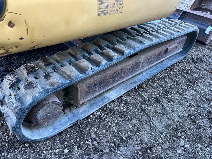 caterpillar-303.5-image-17